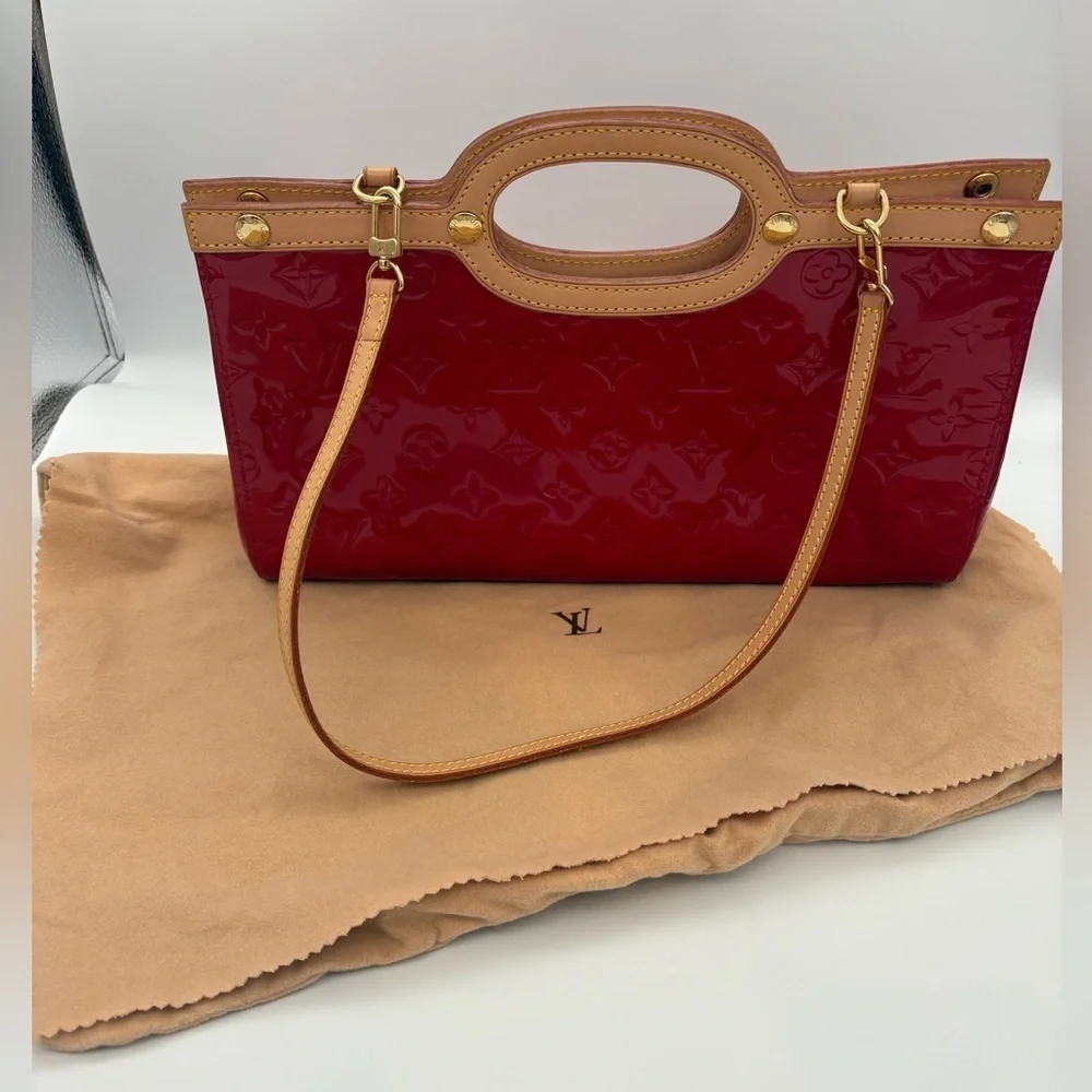 Louis Vuitton Monogram Red Roxbury Drive Vernis Handbag with Dustbag and Box! - Picture 8 of 12